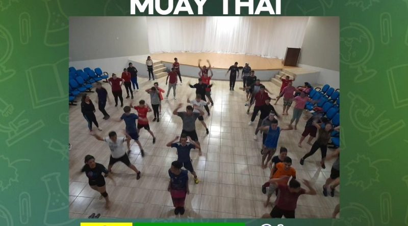 A Prefeitura Municipal de Ponte Alta, com o apoio da Secretaria de Educação, deu início nesta noite de terça-feira, 10/10, às emocionantes aulas de Muay Thai!